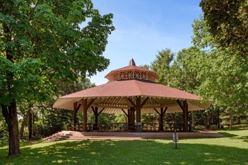 4620 Upton Ave, Minneapolis MN 55423-1913 exterior