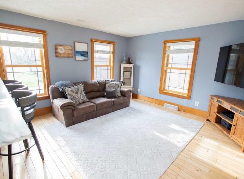 914 Bequette St, Dodgeville WI  53533-1112 exterior