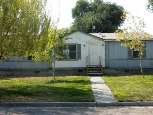 775 16th St, Vale, OR 97918-9602