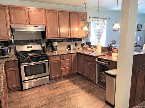 5931 Orange Ave, Long Beach CA  90805-3553 exterior
