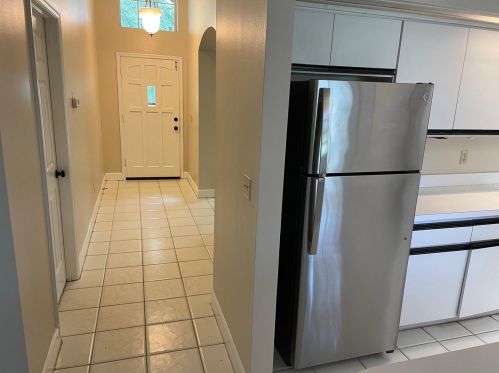2163 Fireside Rd, Deltona, FL 32738-9558