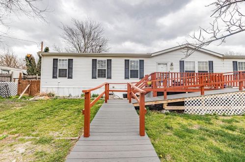 713 Sun Ct, Granbury, TX 76049-1391