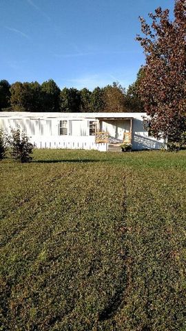124 Gettysburg Ln, Lafayette, TN 37083-1056