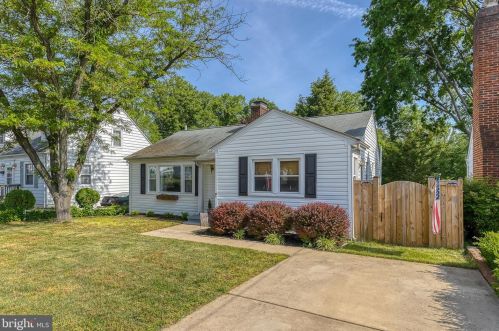 105 Ashby St, Fredericksburg VA  22401-3941 exterior