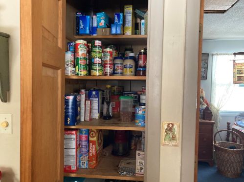 72 Mckinley Dr, Washington NH  03280-3463 exterior