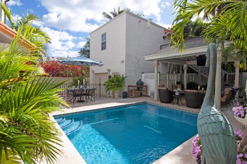 258 Granada Rd, West Palm Beach FL  33401-7921 exterior