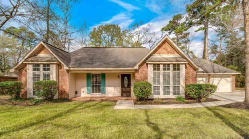2460 Pebblebrook Cir, Conroe TX  77384-3676 exterior