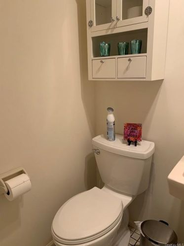 15 Olde Wagon Rd, Warwick NY  10990-4227 exterior