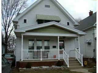 906 Dryden Dr, Toledo, OH 43612-1827