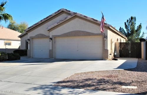 3413 Thornton Ave, Gilbert, AZ 85297-3051