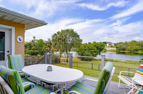 228 Lake Ina Dr, Winter Haven, FL 33884-1520
