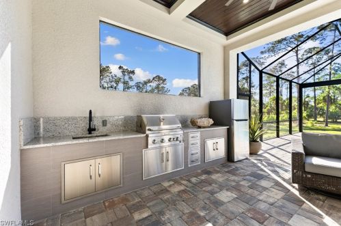 631 25th St, Naples FL  34120-1843 exterior
