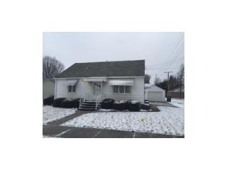 407 15th St, Parral, OH 44622-1143