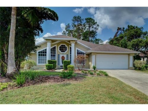38 Bass Lake Dr, De Bary, FL 32713-3191