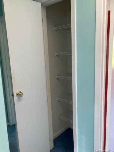 52 Arthur Ct, Rye Brook NY  10573-3153 exterior