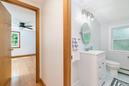 73 Notch Rd, Manchester CT  06043-7421 exterior