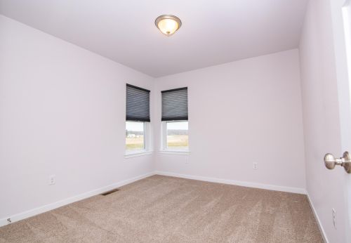 660 Spur Rd, Slinger WI  53086-9293 exterior