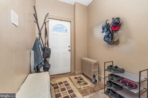 296 2nd St, Highspire PA  17034-1555 exterior