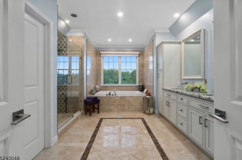 7 Flagstone Hill Rd, Wantage NJ  07461-2236 exterior