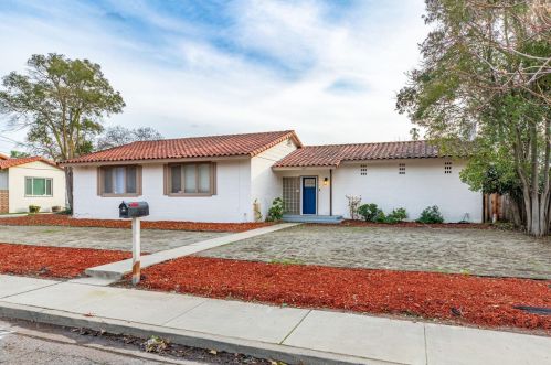 2742 Topeka St, Riverbank, CA 95367-2251