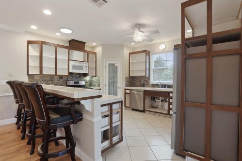 5057 Harney Ln, Lodi CA  95240-6922 exterior