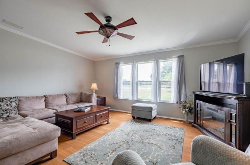 15811 Carlton Lake Rd, Wimauma FL  33598-5405 exterior