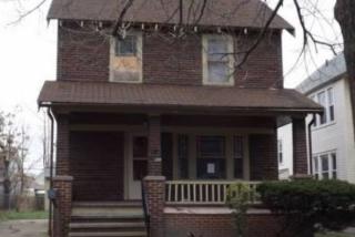 2178 Waterbury Rd, Cleveland, OH 44107-6222