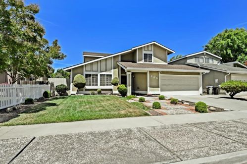 235 Prague Dr, San Jose, CA 95119-1741