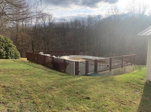 1426 Kittanning Pike, Karns City PA  16041-1816 exterior