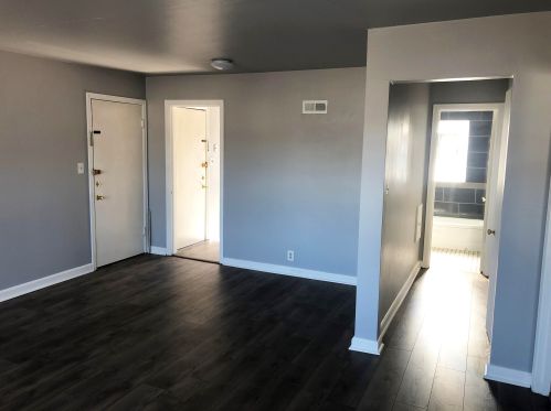 8011 Burleigh St, Milwaukee WI 53222-4918 exterior