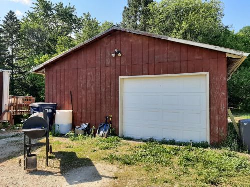 7598 490th Ave, Ellsworth, WI 54011