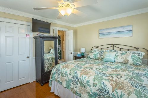 36 Gorrie Dr, Saint George Island FL  32328-2819 exterior