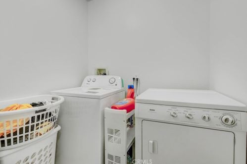 922 Morgan Ct, Redlands CA  92374-1818 exterior