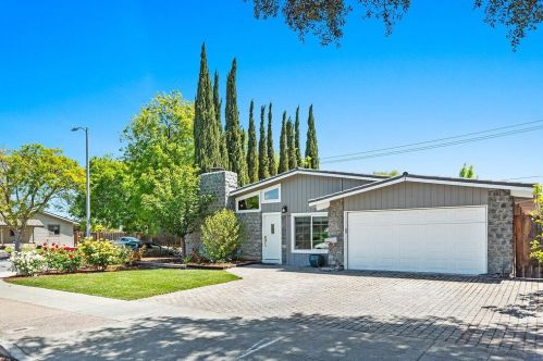 1402 Falcon Ave, Sunnyvale, CA 94087-3445