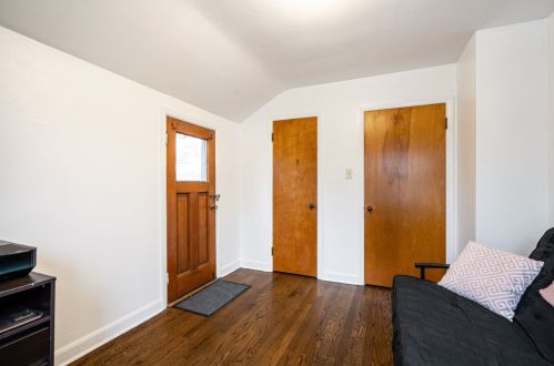 2926 77 St, Milwaukee WI 53222-5015 exterior