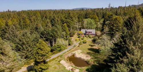 3535 Patricks Point Dr, Westhaven, CA 95570-9783