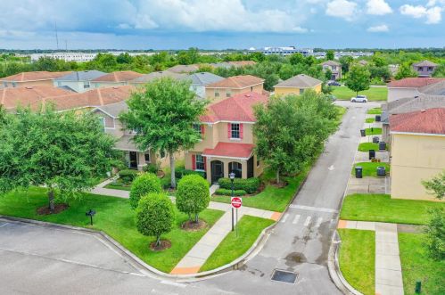 9044 Aspen Hollow Pl, Riverview, FL 33578-3119