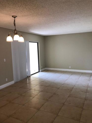 1440 Lake Crystal Dr, West Palm Beach, FL 33411-2009