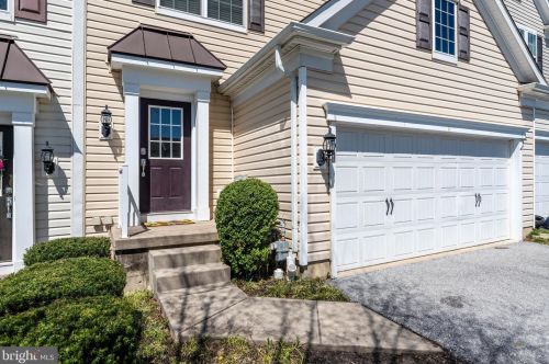 281 Caldwell Cir, Downingtown, PA 19335-4969