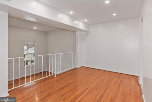 5509 Miles Ct, Springfield VA 22151-1714 exterior