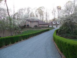 884 Northwind Dr, Winston Salem, NC 27127-9203