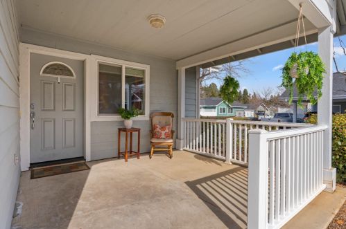 191 Highlands Ct, Grass Valley, CA 95945-5225