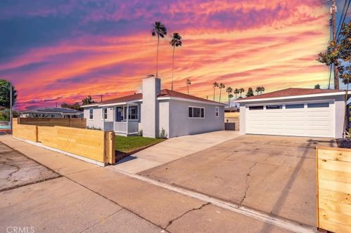 18902 Towne Ave, Long Beach, CA 90746-2165