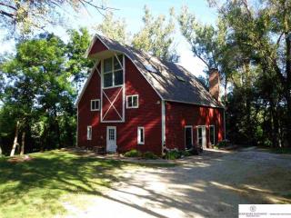 390 Ryan Dr, Blair, NE 68008-1266