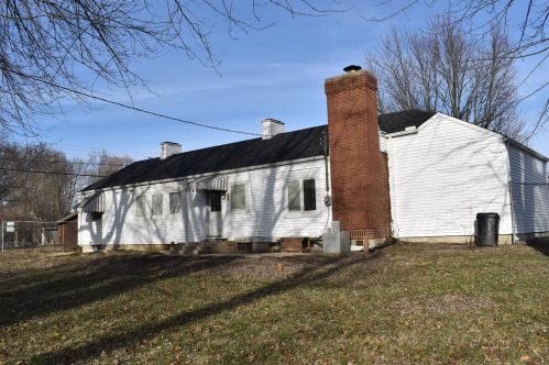 293 Prairie Ave, Wilmington, OH 45177-1818