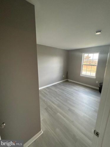 44 Viereck Rd, Swedesboro NJ  08085-3616 exterior