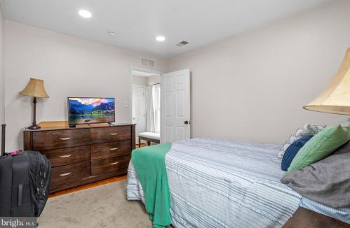 18 Elsworth Dr, Erial NJ  08081-4427 exterior