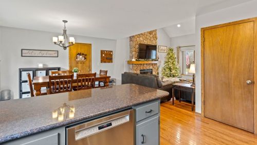 1223 Riverton Dr, Mukwonago WI  53149-1053 exterior