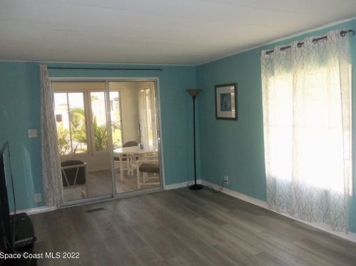 854 Laurel Cir, Sebastian FL  32976-7395 exterior