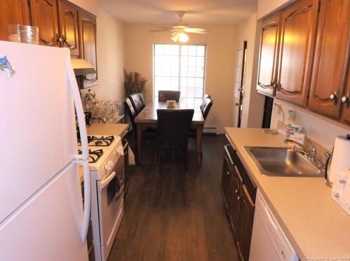 11 Canterbury Rd, Bridgeport, CT 06606-2649